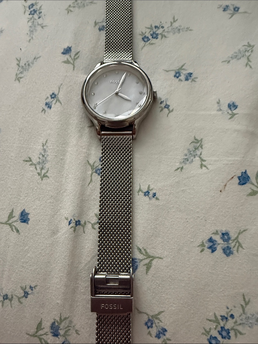 Fossil Silver Mesh Band womens Watch with White Dial